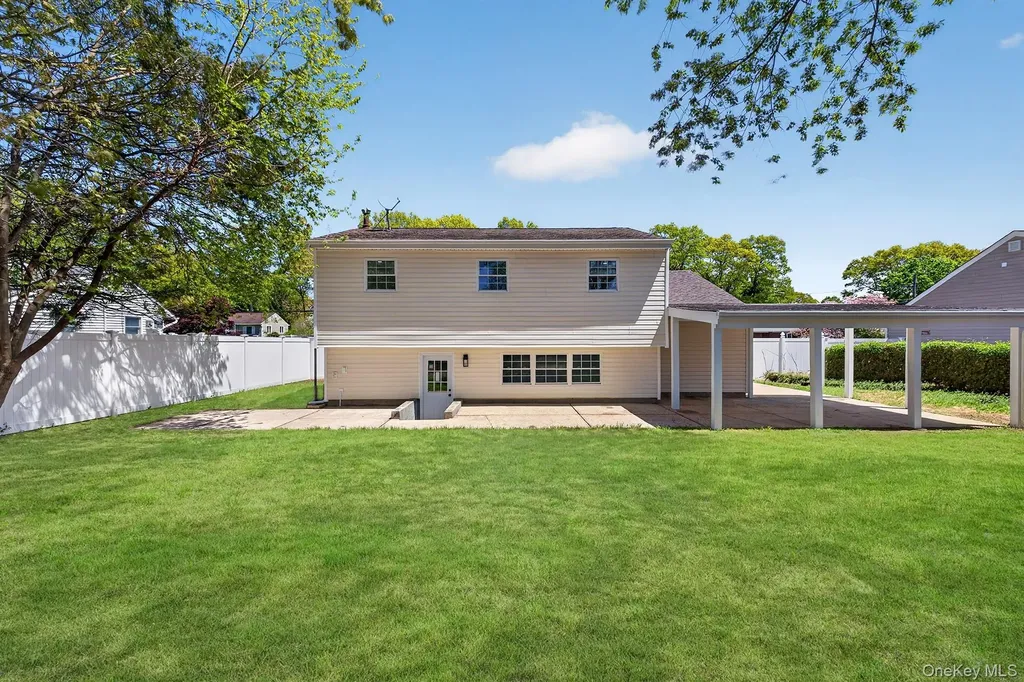 23 Champlain Street Port Jefferson NY 11776