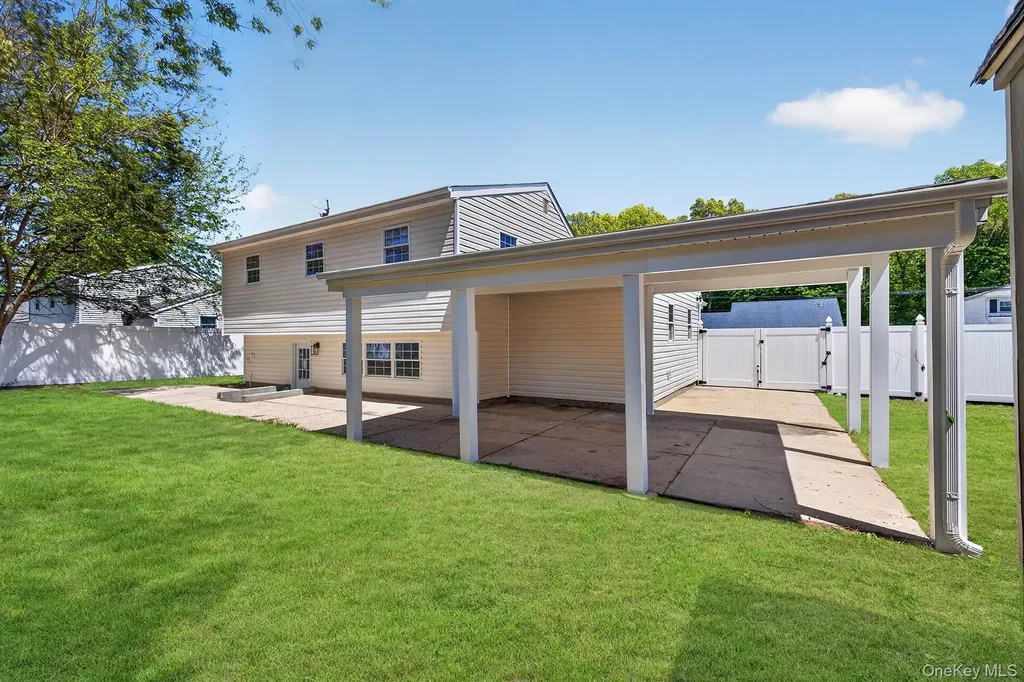 23 Champlain Street Port Jefferson NY 11776