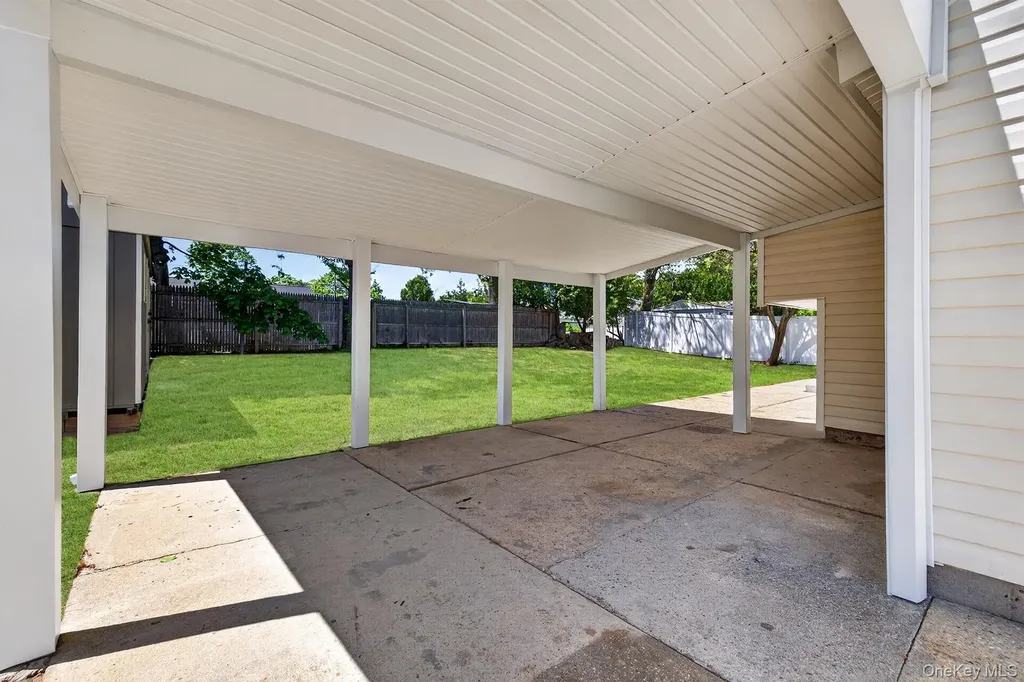 23 Champlain Street Port Jefferson NY 11776
