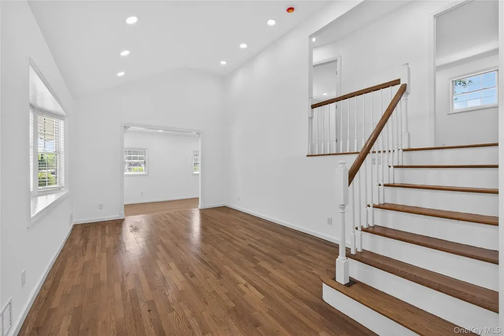 23 Champlain Street Port Jefferson NY 11776
