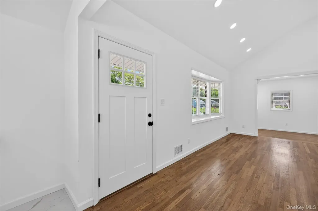 23 Champlain Street Port Jefferson NY 11776