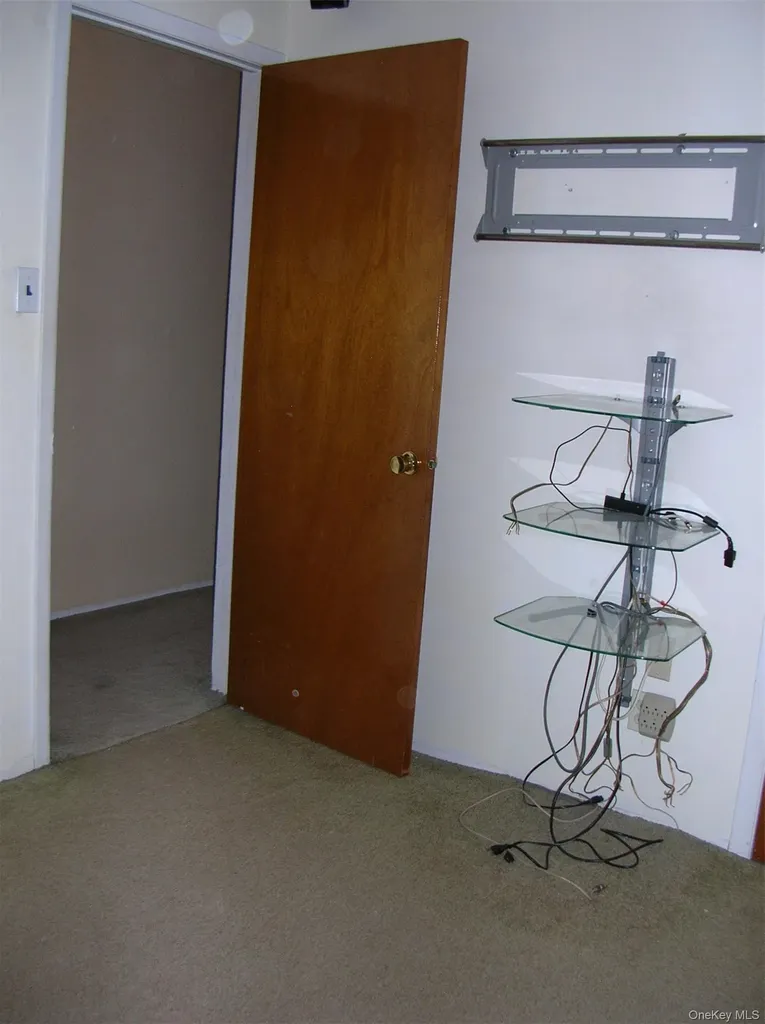 57-04 Cloverdale Boulevard Oakland Gardens NY 11364
