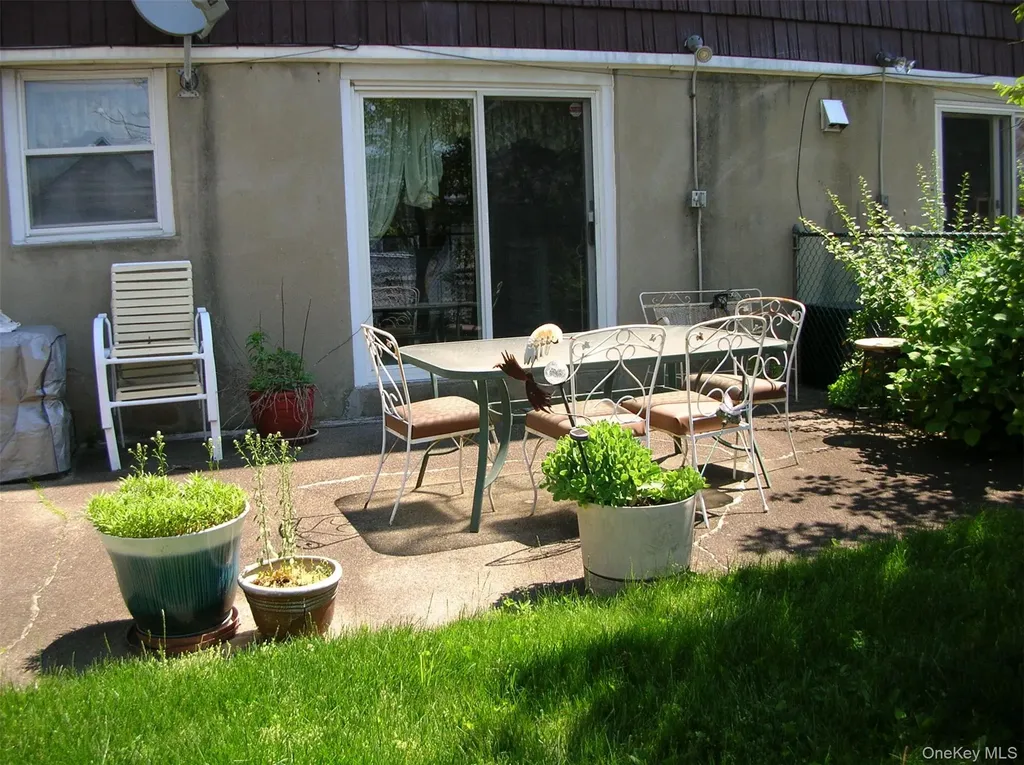 57-04 Cloverdale Boulevard Oakland Gardens NY 11364