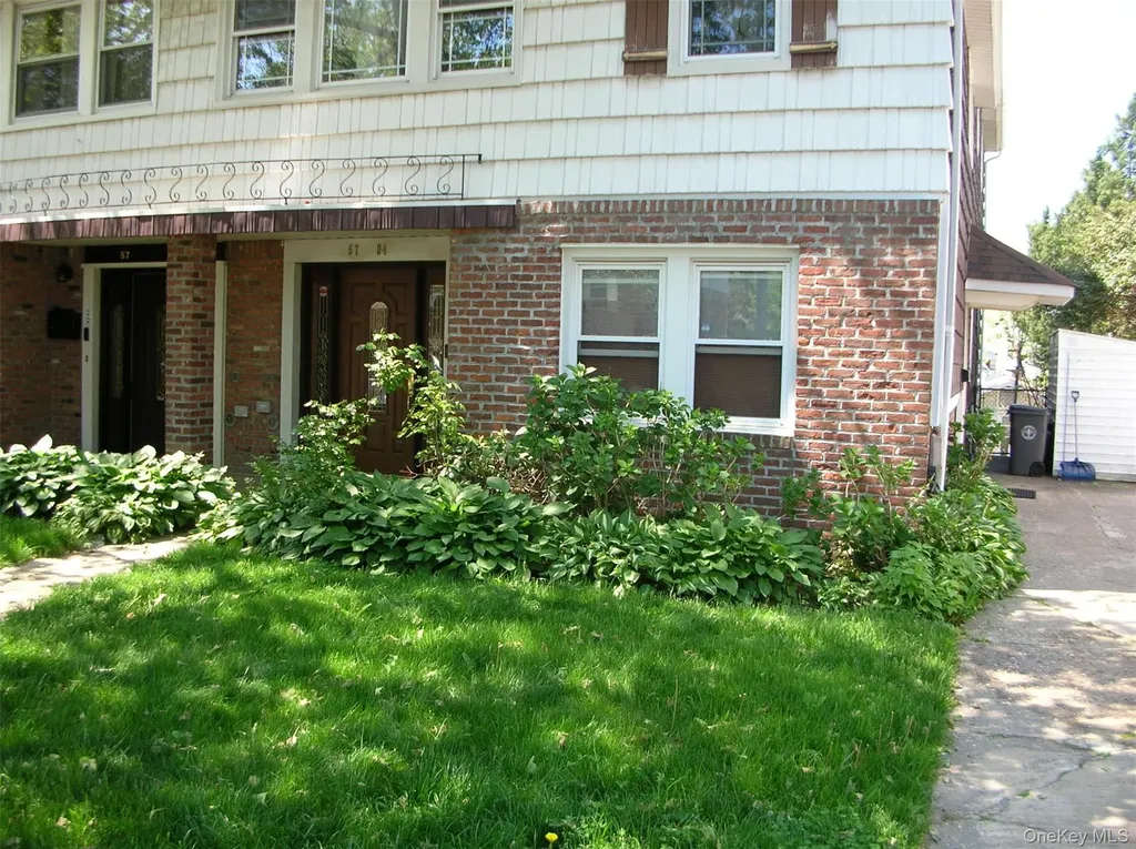57-04 Cloverdale Boulevard Oakland Gardens NY 11364