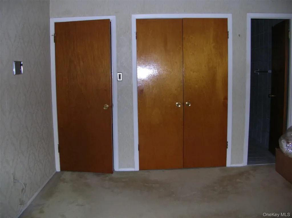 57-04 Cloverdale Boulevard Oakland Gardens NY 11364