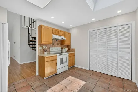 204 Autumn Lane Brewster NY 10509