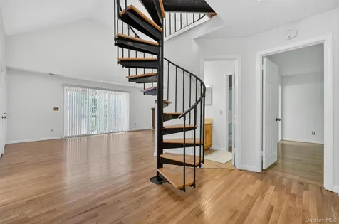 204 Autumn Lane Brewster NY 10509