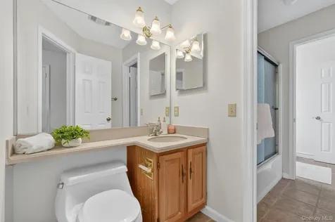 204 Autumn Lane Brewster NY 10509