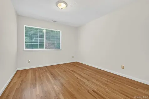 204 Autumn Lane Brewster NY 10509