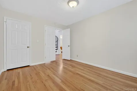 204 Autumn Lane Brewster NY 10509