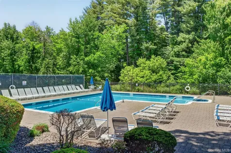 204 Autumn Lane Brewster NY 10509