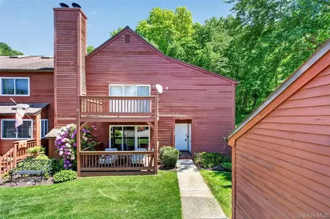 204 Autumn Lane Brewster NY 10509