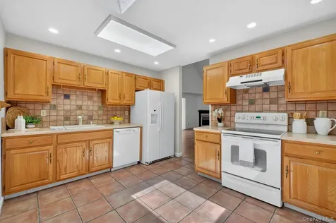 204 Autumn Lane Brewster NY 10509