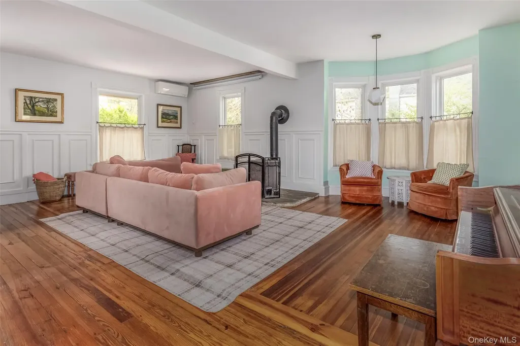 70 Store Accord NY 12404