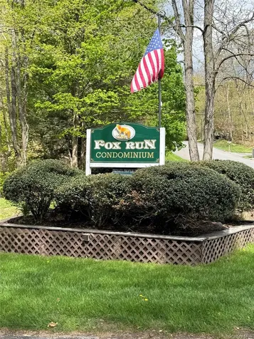 313 Fox Run Lane Carmel NY 10512