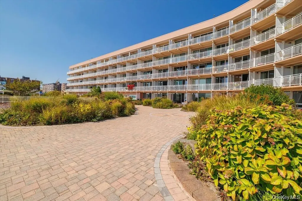 830 Shore Road Long Beach NY 11561