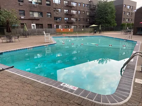 2261 Palmer Avenue New Rochelle NY 10801