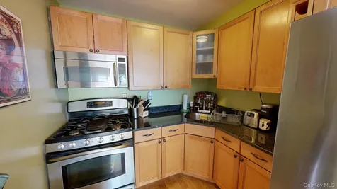 2261 Palmer Avenue New Rochelle NY 10801