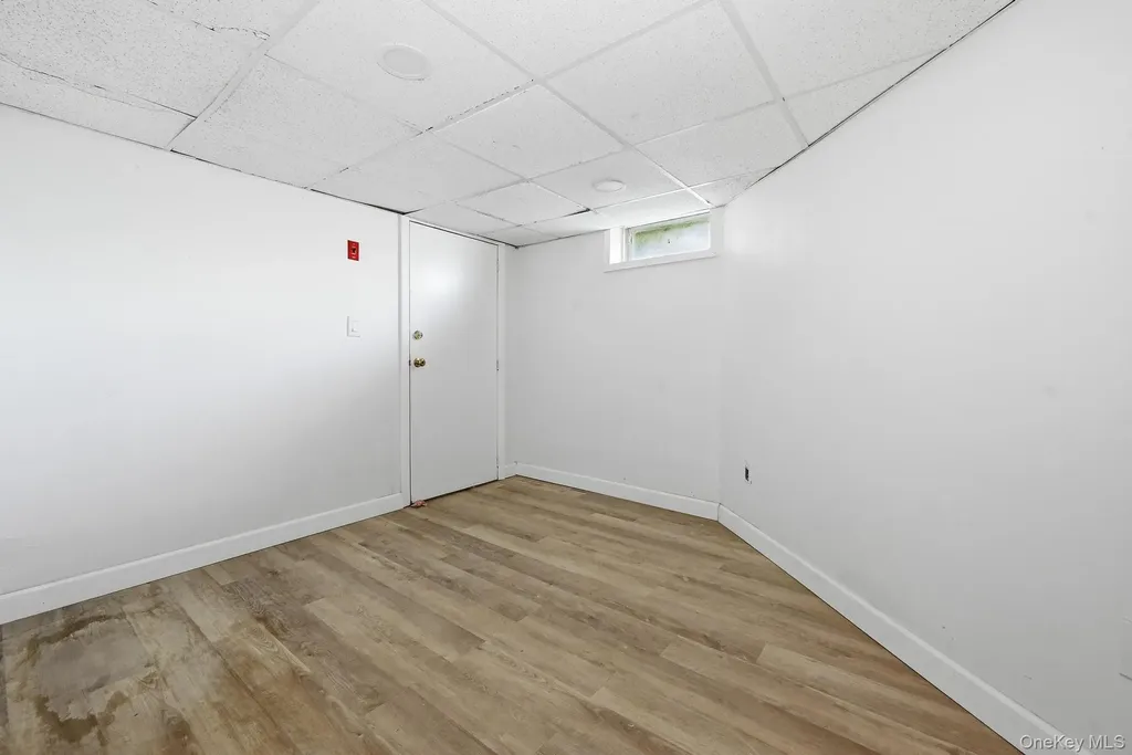 284 15th Street West Babylon NY 11704