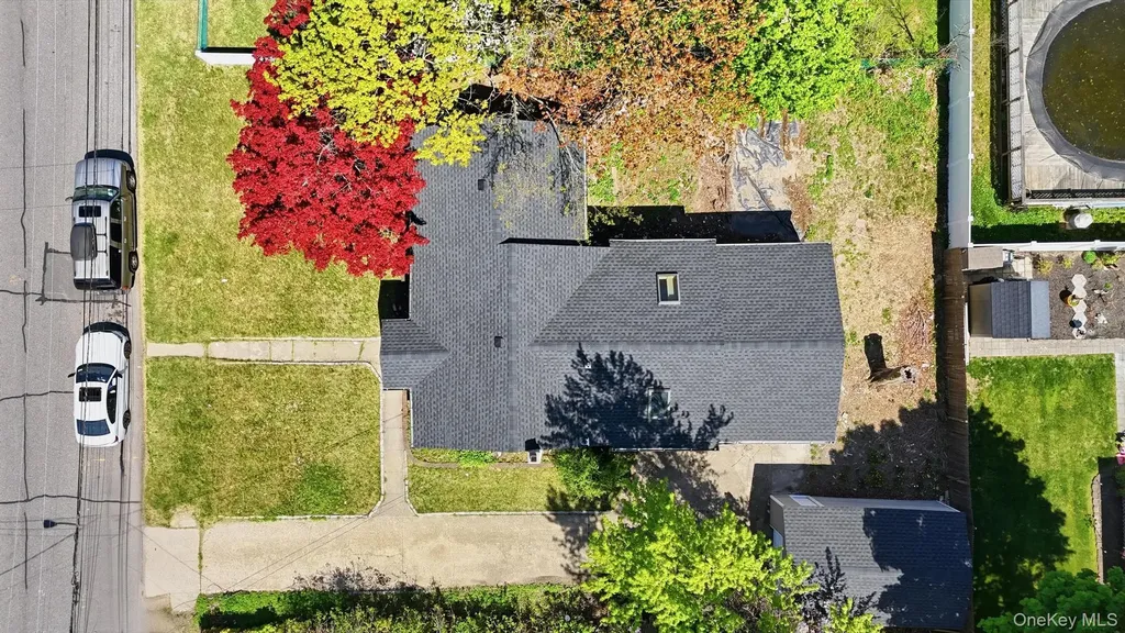 284 15th Street West Babylon NY 11704