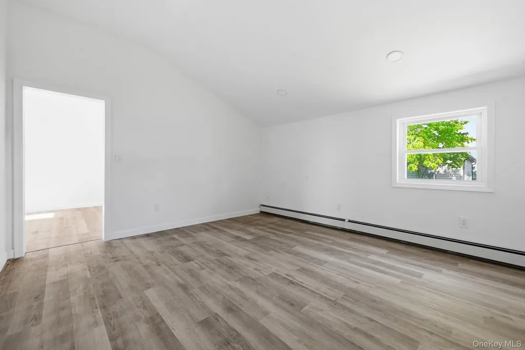 284 15th Street West Babylon NY 11704