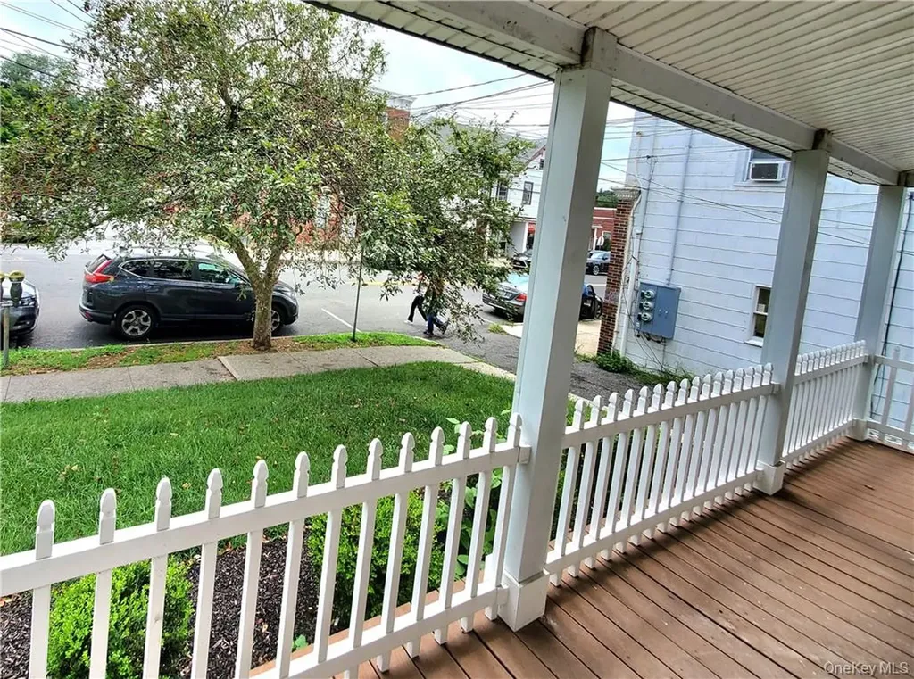 11 Franklin Avenue Pearl River NY 10965
