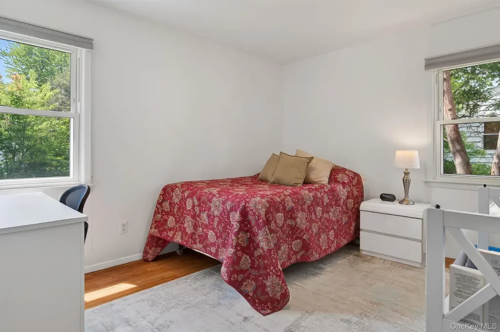 25 Frederick Lane Scarsdale NY 10583