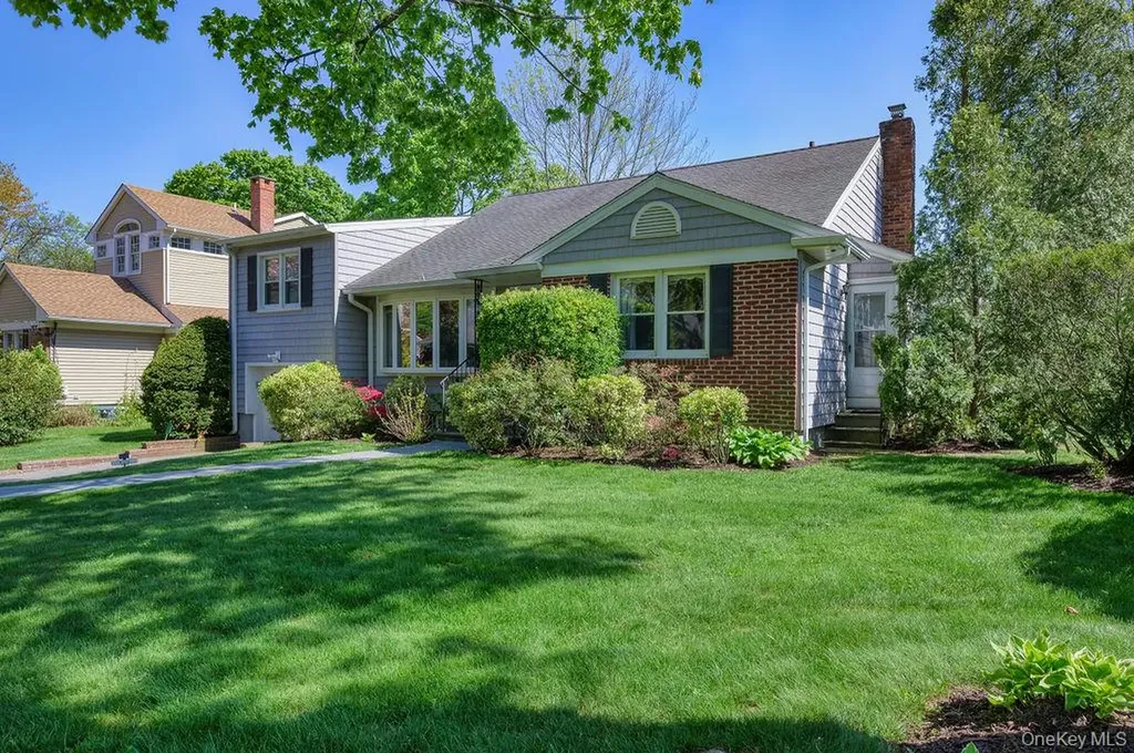 25 Frederick Lane Scarsdale NY 10583