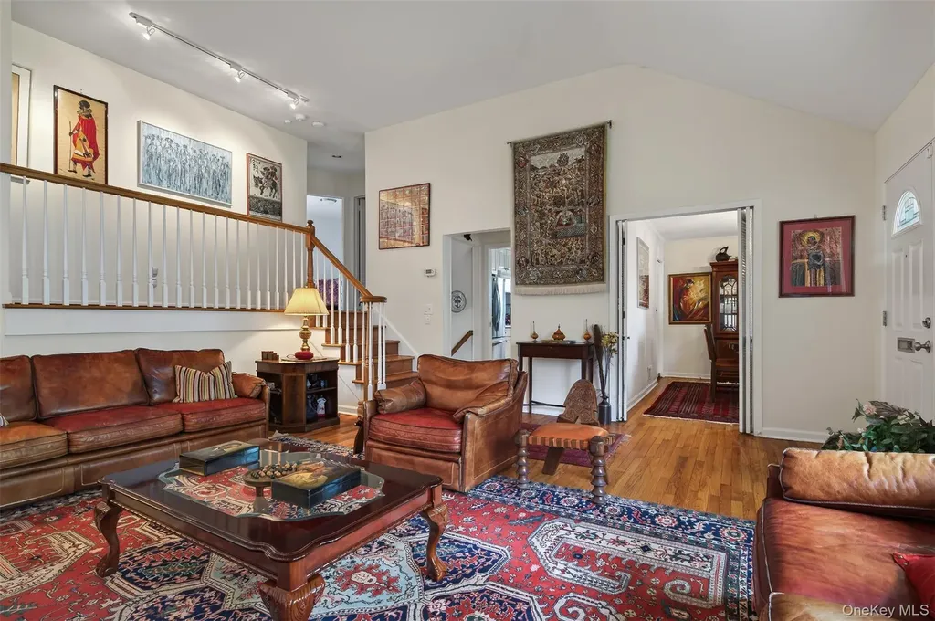 25 Frederick Lane Scarsdale NY 10583