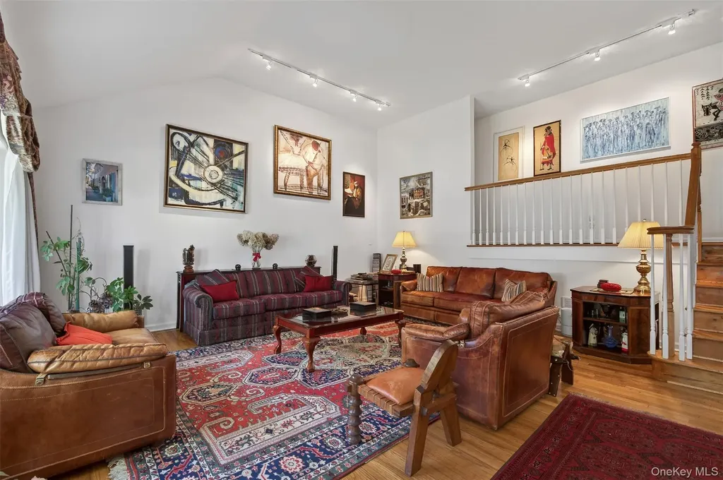 25 Frederick Lane Scarsdale NY 10583