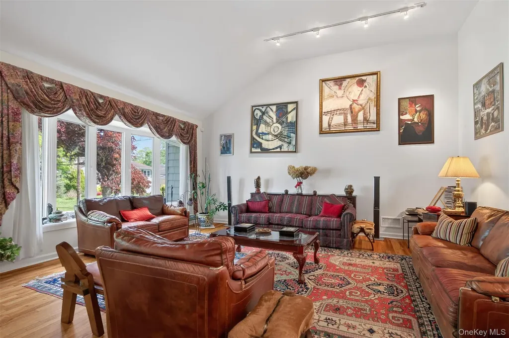 25 Frederick Lane Scarsdale NY 10583