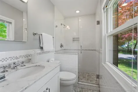 67 Old Country Road New Rochelle NY 10804