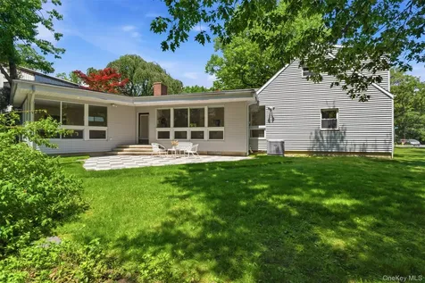 67 Old Country Road New Rochelle NY 10804