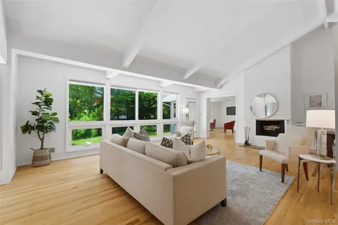 67 Old Country Road New Rochelle NY 10804