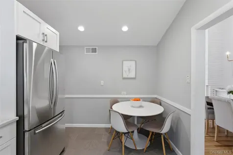 67 Old Country Road New Rochelle NY 10804