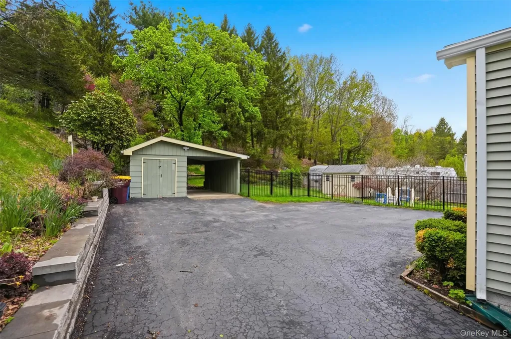 39 Woodside Drive Warwick NY 10990