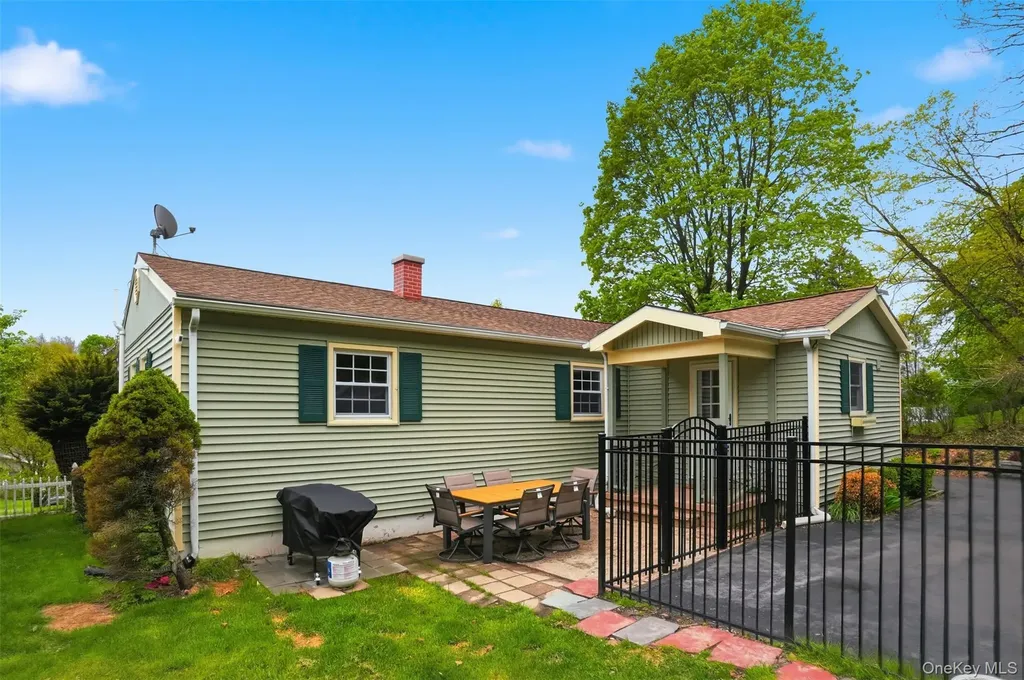 39 Woodside Drive Warwick NY 10990