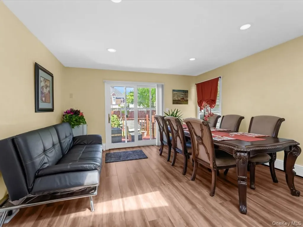 29 Colonial Avenue Freeport NY 11520