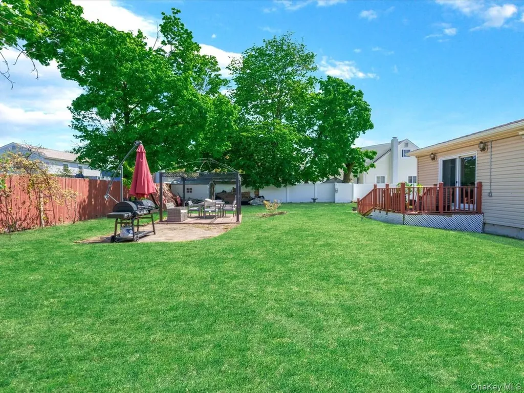 29 Colonial Avenue Freeport NY 11520