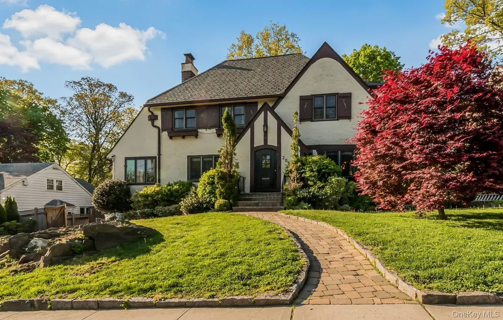 209 Storer Avenue New Rochelle NY 10801