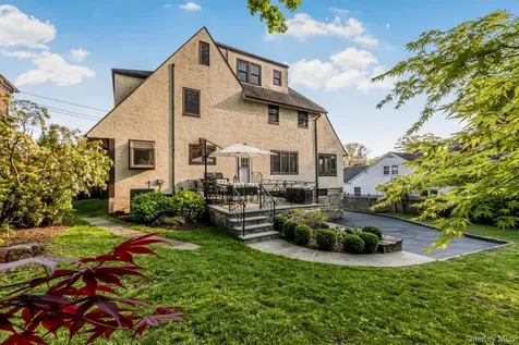 209 Storer Avenue New Rochelle NY 10801
