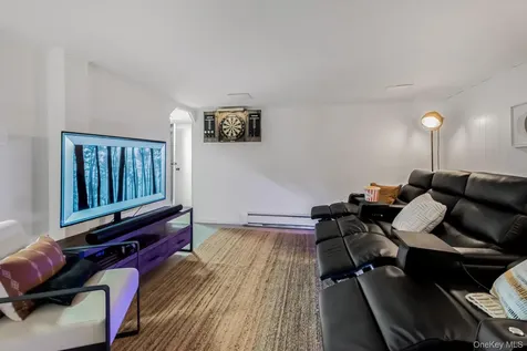 209 Storer Avenue New Rochelle NY 10801