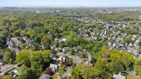 209 Storer Avenue New Rochelle NY 10801