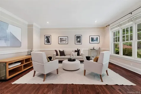 127 Boutonville Road Pound Ridge NY 10576