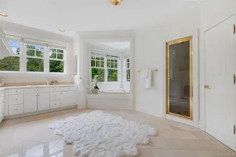 127 Boutonville Road Pound Ridge NY 10576