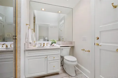 127 Boutonville Road Pound Ridge NY 10576