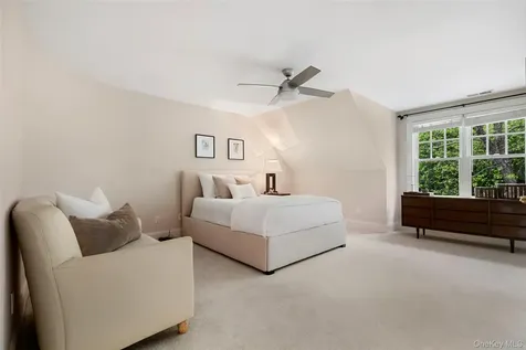 127 Boutonville Road Pound Ridge NY 10576