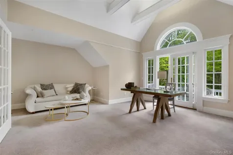 127 Boutonville Road Pound Ridge NY 10576