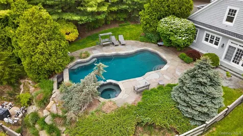 127 Boutonville Road Pound Ridge NY 10576