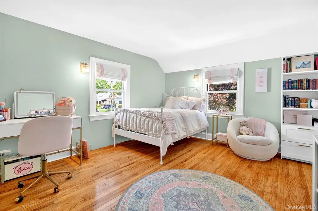64 Tamarack Road Rye Brook NY 10573
